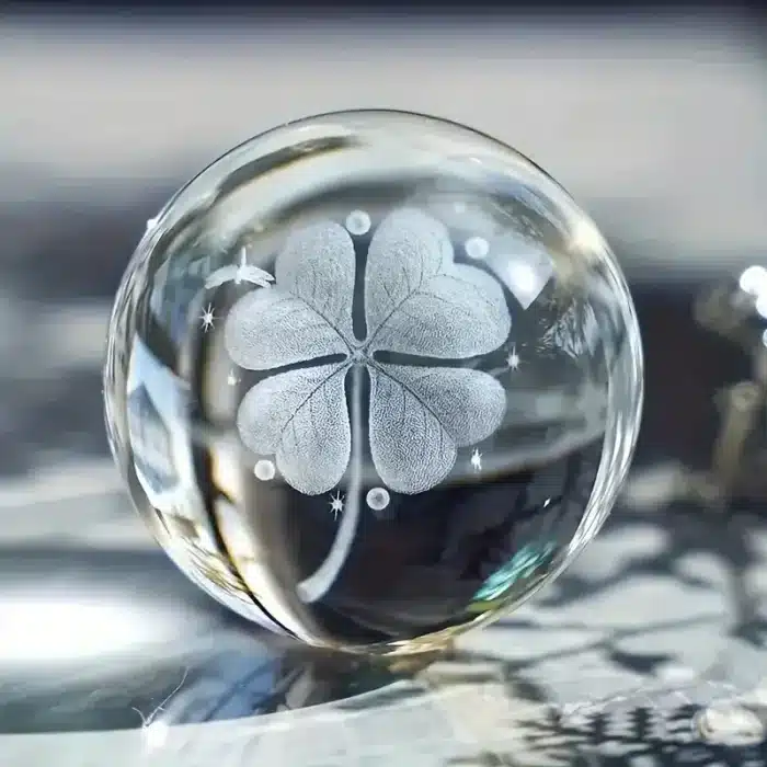 Boule cristal trèfle à quatre feuilles 3D 3