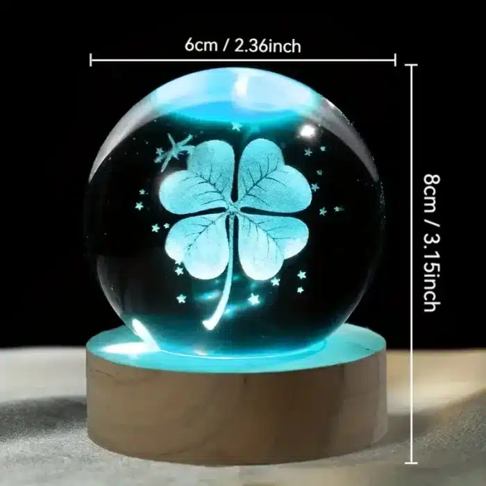 Boule cristal trèfle à quatre feuilles 3D 2